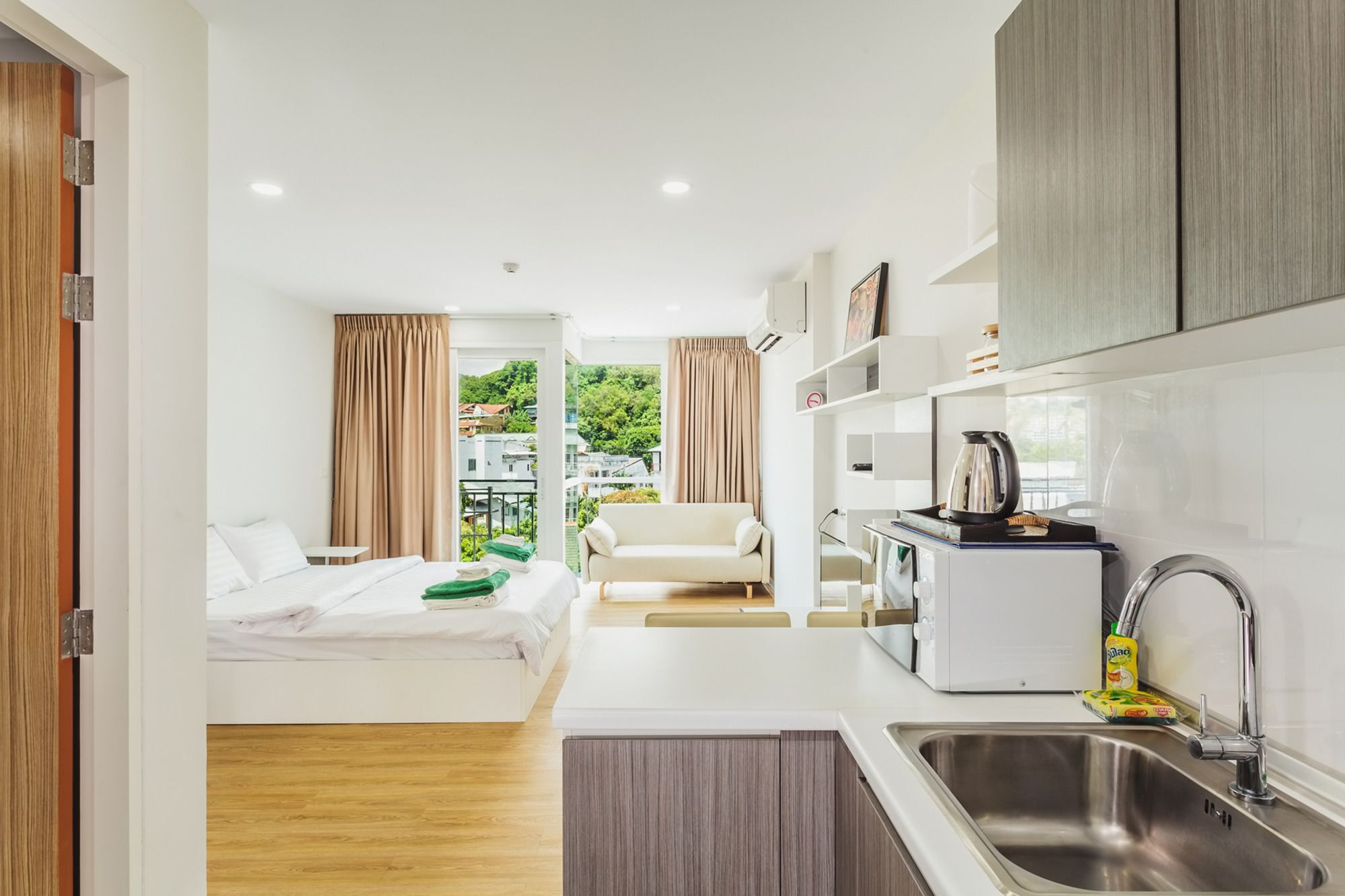 Condo In Kata In Ozone A519 ภายนอก รูปภาพ