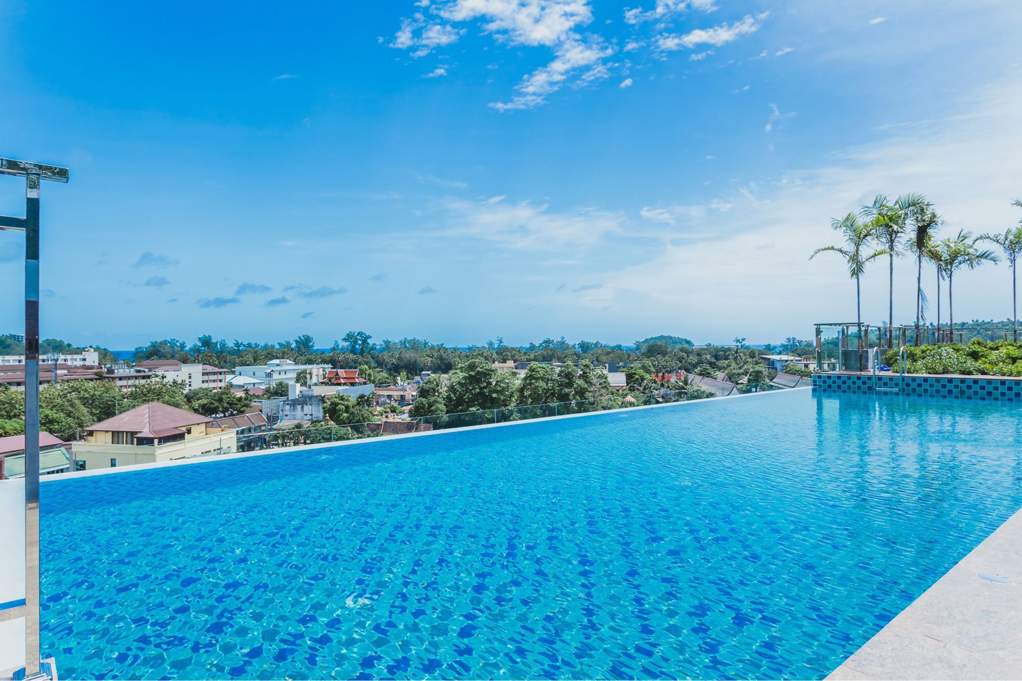 Condo In Kata In Ozone A519 ภายนอก รูปภาพ